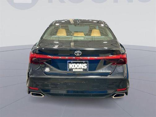 2022 Toyota Avalon Limited