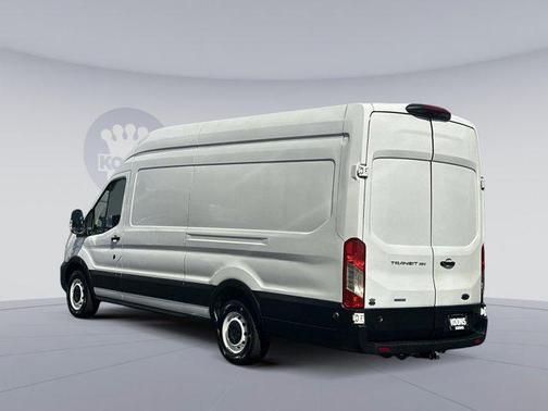 2022 Ford Transit-250 Base