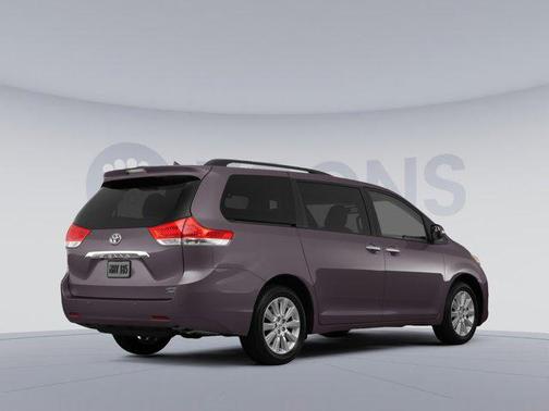 2013 Toyota Sienna SE