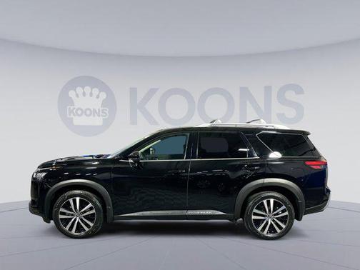 2023 Nissan Pathfinder Platinum 4WD