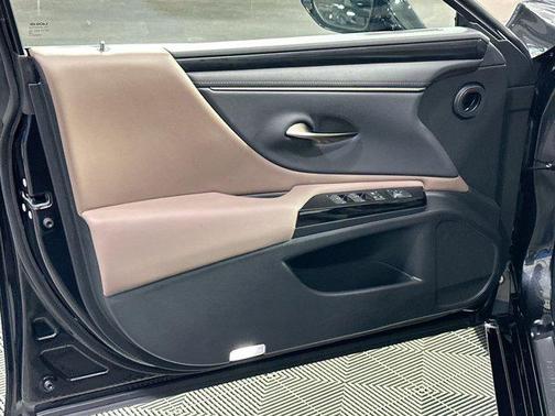 2023 Lexus ES 350 Base