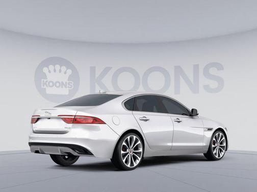 2022 Jaguar XF R-Dynamic SE P300 AWD Automatic