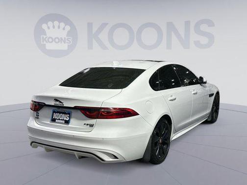 2022 Jaguar XF R-Dynamic SE P300 AWD Automatic