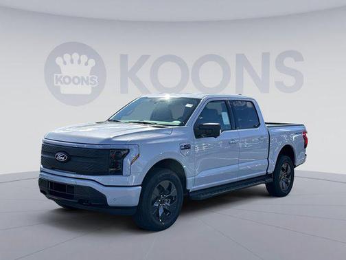 2025 Ford F-150 Lightning Flash