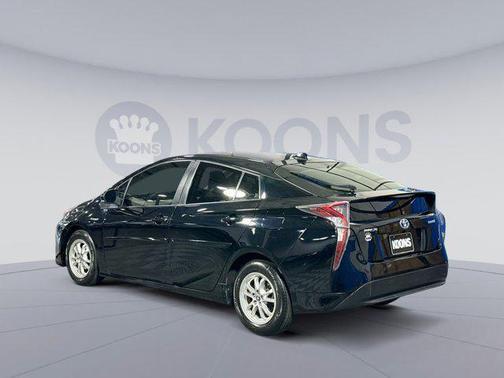 2016 Toyota Prius Two