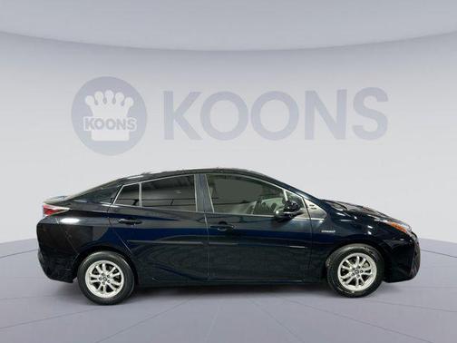 2016 Toyota Prius Two