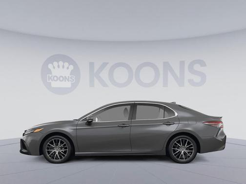 Predawn Gray Mica 2023 Toyota Camry SE