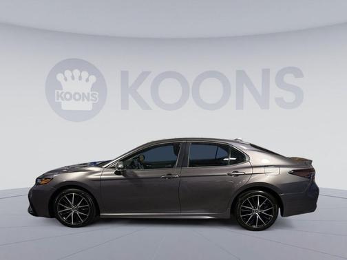 Predawn Gray Mica 2023 Toyota Camry SE