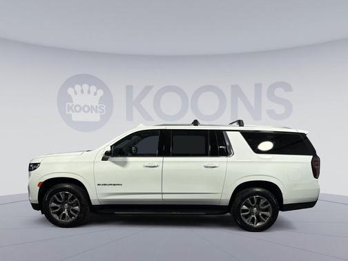 Summit White 2022 Chevrolet Suburban LT