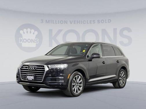 Photo 1 of 25 of 2019 Audi Q7 45 SE Premium Plus