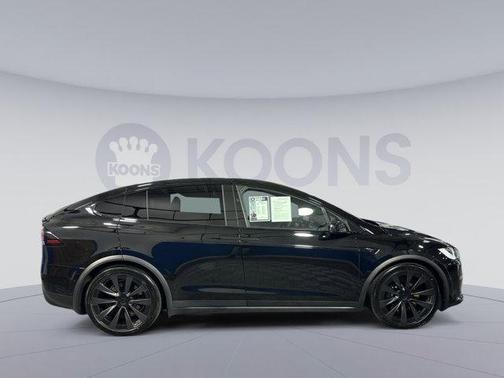 2022 Tesla Model X Plaid