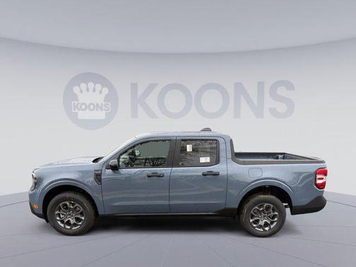 Azure Gray Metallic Tri-Coat 2026 Ford Maverick XLT