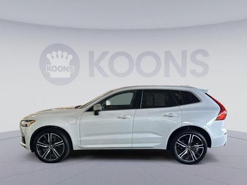 2019 Volvo XC60 Recharge Plug-In Hybrid T8 R-Design