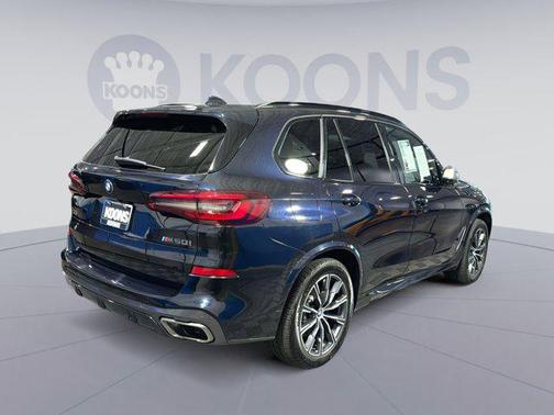 Carbon Black Metallic 2021 BMW X5 M50i