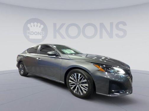 Gun Metallic 2023 Nissan Altima 2.5 SV