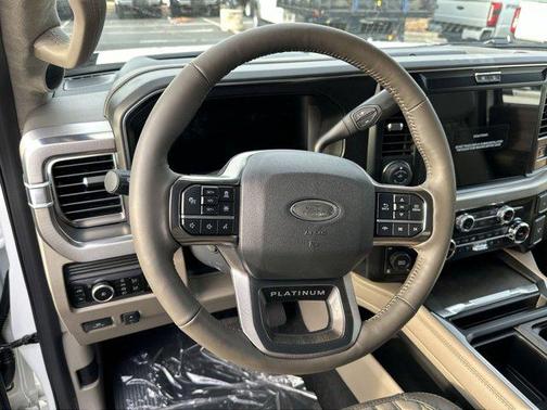 2026 Ford F-350 Platinum
