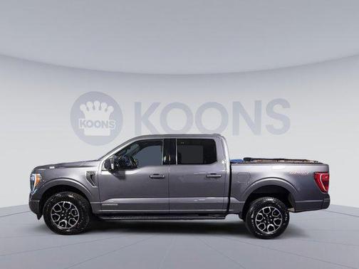 CARBONIZED GRAY METALLIC 2022 Ford F-150 XLT
