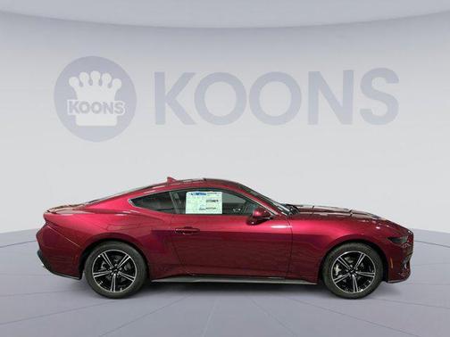 2025 Ford Mustang EcoBoost