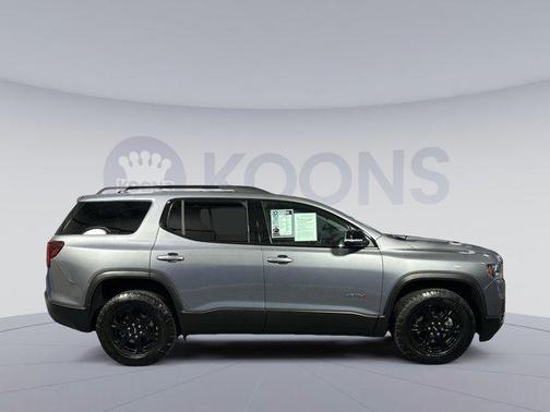 2022 GMC Acadia AWD AT4