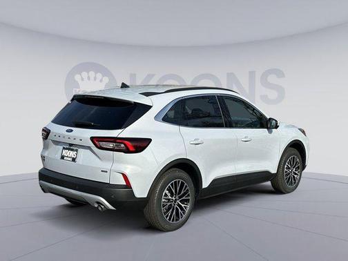 2025 Ford Escape SE