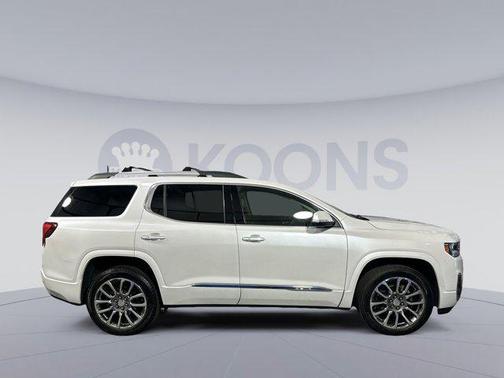 2022 GMC Acadia Denali