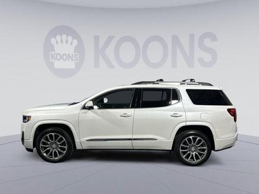 2022 GMC Acadia Denali