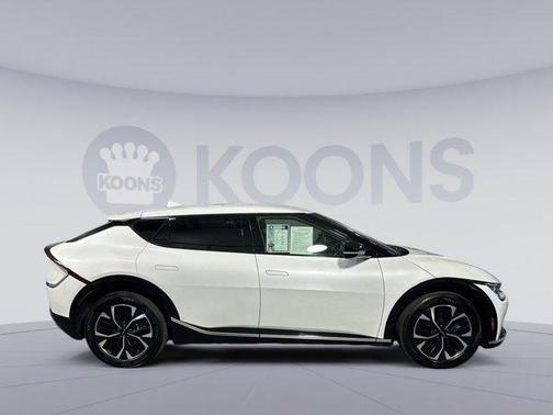 2024 Kia EV6 Wind