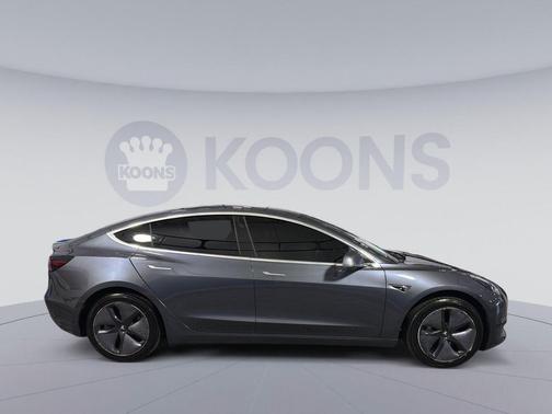 Midnight Silver Metallic 2019 Tesla Model 3 Long Range