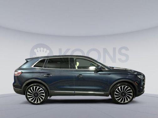 2021 Lincoln Nautilus Black Label