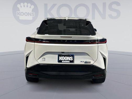 2023 Lexus RZ 450e Luxury