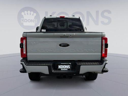 Avalanche 2026 Ford F-250 Lariat