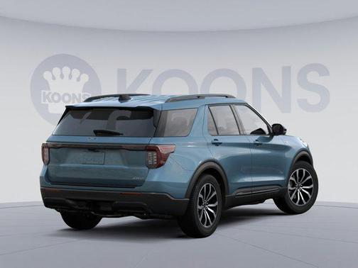 2025 Ford Explorer ST-Line