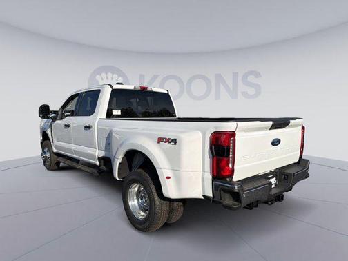OXFORD WHITE 2026 Ford F-350 XLT