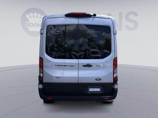 INGOT SILVER METALLIC 2026 Ford Transit-350 XLT