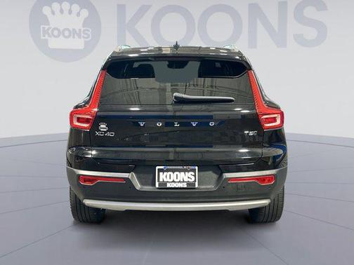 2020 Volvo XC40 T5 Momentum