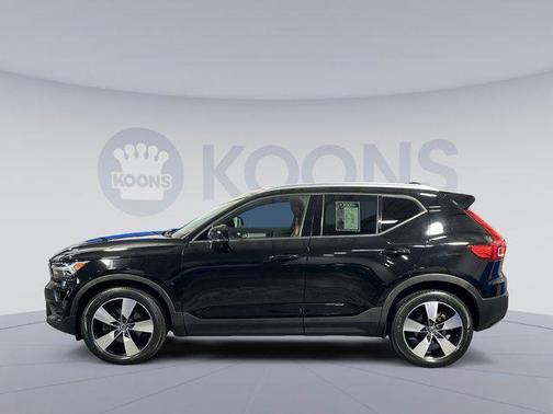 2020 Volvo XC40 T5 Momentum