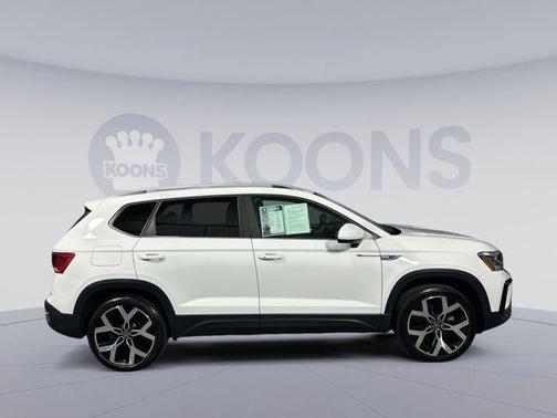 2022 Volkswagen Taos 1.5T SEL