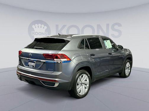 2022 Volkswagen Atlas Cross Sport 3.6L V6 SE w/Technology