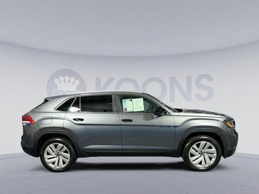 2022 Volkswagen Atlas Cross Sport 3.6L V6 SE w/Technology