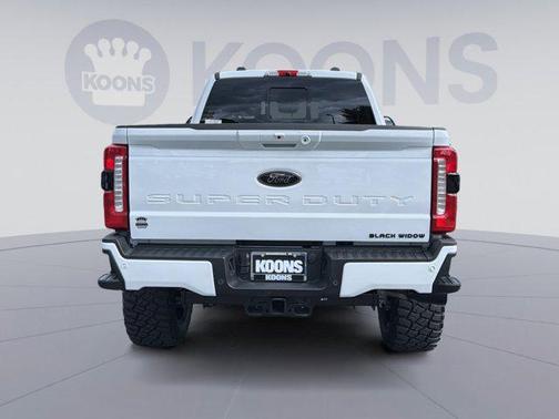 OXFORD WHITE 2026 Ford F-250 Lariat