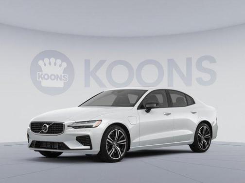 2020 Volvo S60 T6 Momentum