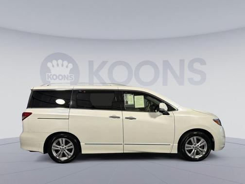 White Pearl 2015 Nissan Quest Platinum