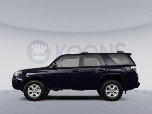 Midnight Black Metallic 2022 Toyota 4Runner SR5