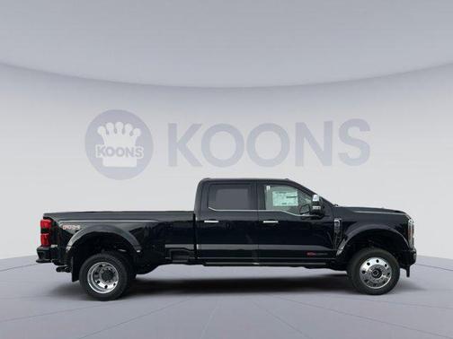 2026 Ford F-450 Platinum
