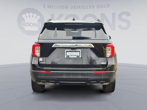 Photo 5 of 37 of 2020 Ford Explorer XLT