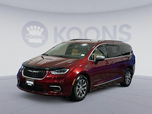 2023 Chrysler Pacifica L