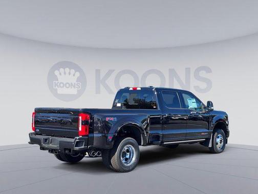 2025 Ford F-350 Platinum