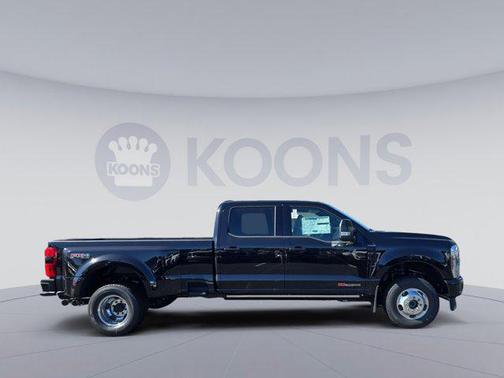 2025 Ford F-350 Platinum