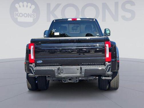 2025 Ford F-350 Platinum