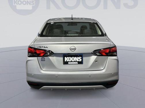 2024 Nissan Versa 1.6 S